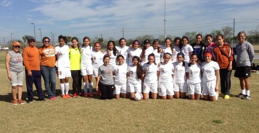 ladyeaglessoccer2014-1.jpg